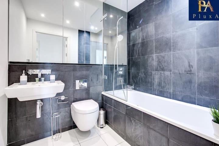 Pluxa Azure Cubic - Azure Cityview, Corporate Stays Welcome Birmingham Zewnętrze zdjęcie